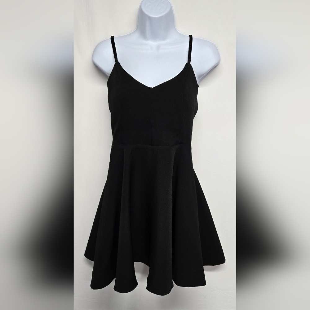 Black Dress M Feathers Embroidered Padded Bra Spaghetti Straps Mini Zioper Back
